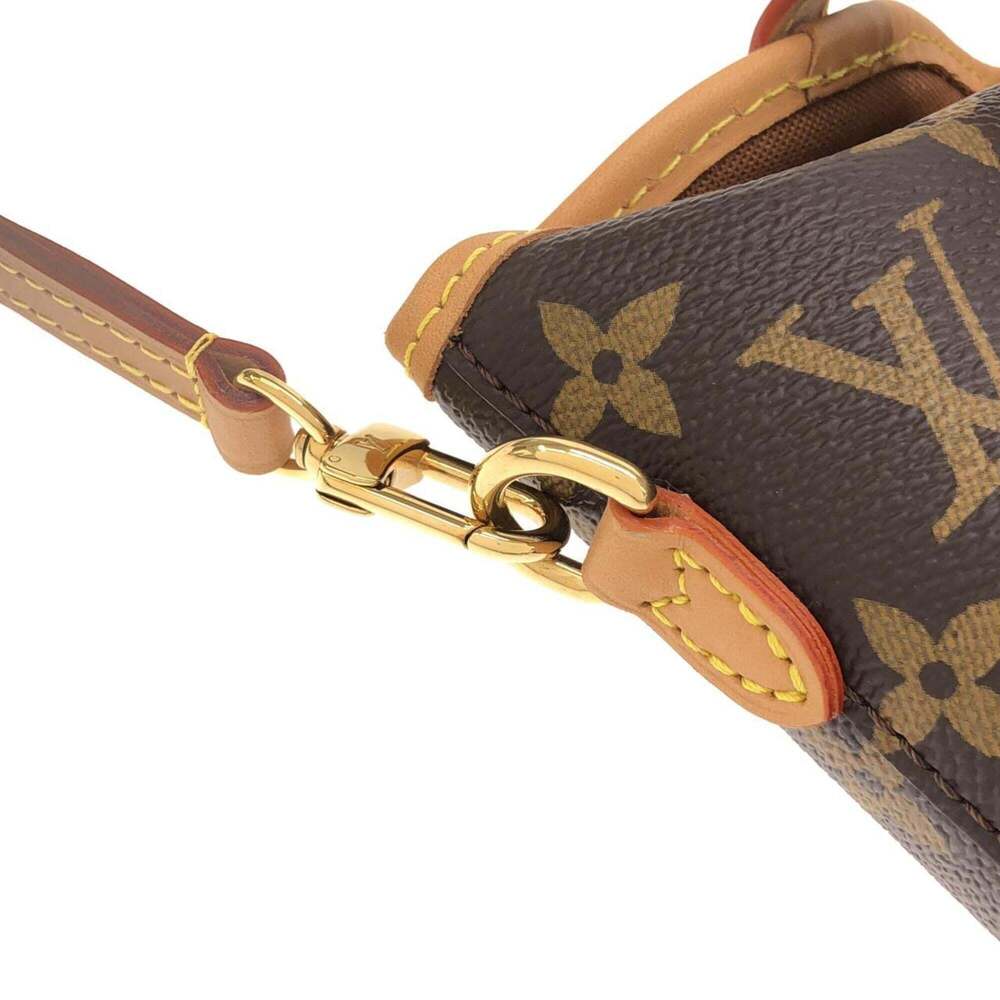 LOUIS VUITTON Brown Monogram Pouch - Picture 5 of 9